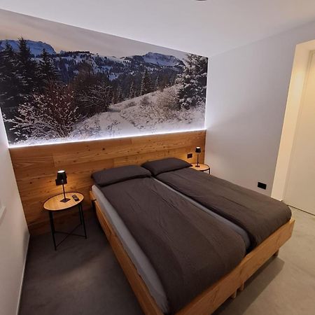 Il Nido Del Peller Apartment Cles Ngoại thất bức ảnh